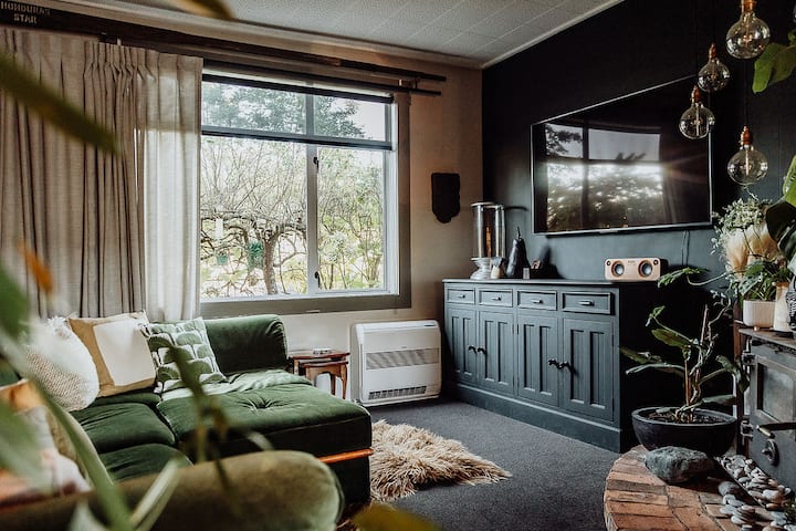 Drifting Sands - Beachfront Retreat Jacuzzi & Fire - Hokitika