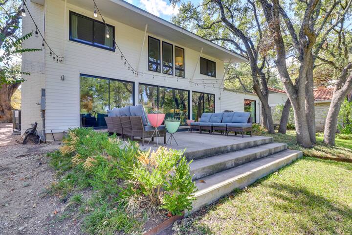 Modern Austin Home w/ Yard ~ 1 Mi from ACL! gallery image 2