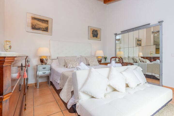 Son Orlandis gallery image 4