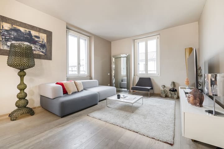 Easylife - Milano - Suffragio 3 -Fashion District - Mailand