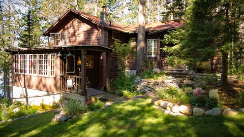 Bo Di Lac Lodge and Cottage on Lake Diamond