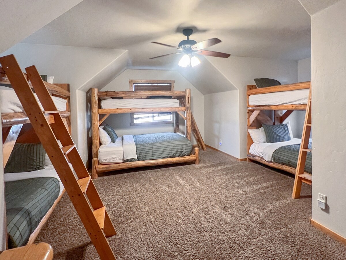 למעלה - מתאים ל-9 אנשים