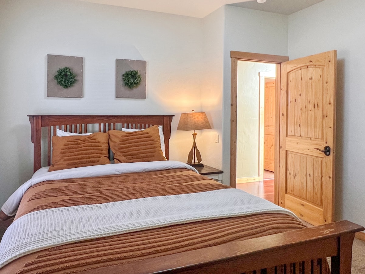 קומה ראשית - קווין