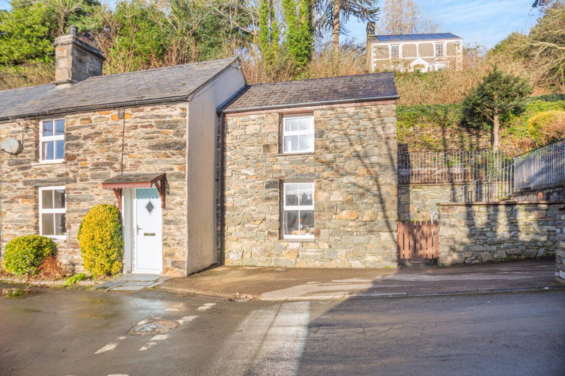 2 Bed in Penrhyndeudraeth oc-wag442