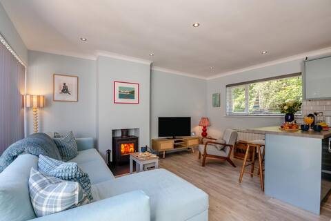 2 Bed in Llanbedrog (oc-3glyny)