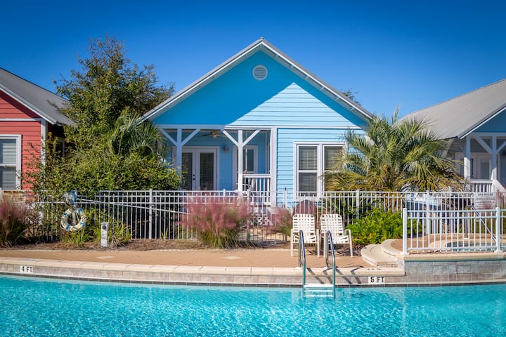 Cozy Coastal Cottage Near Seacrest: Pool + Bikes