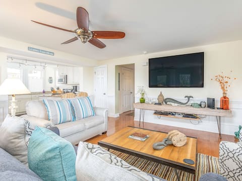 Captains Watch 17 | 1 Block to Beach, 3 Balconies