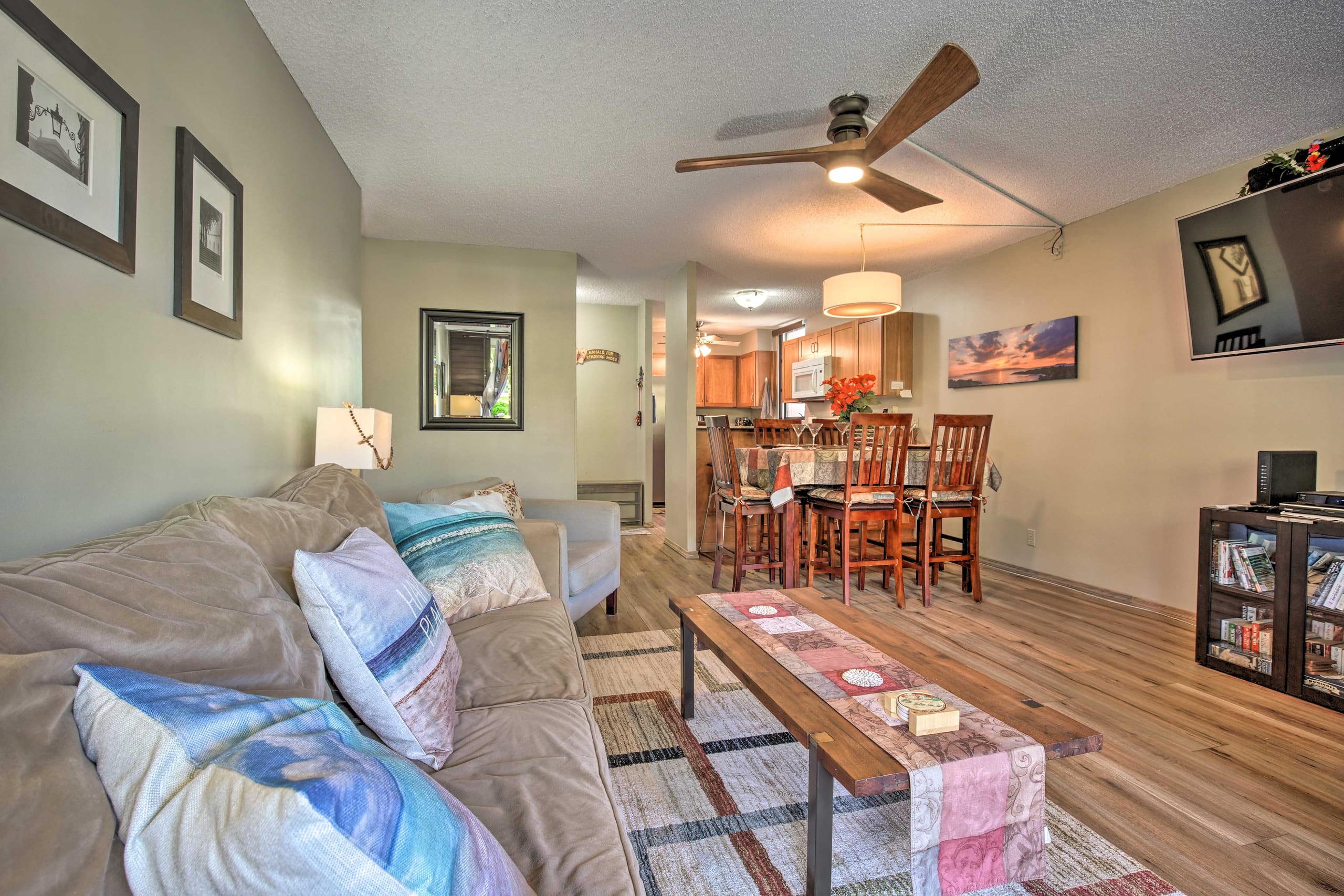 Condo in Kailua-Kona · ★4.59 · 2 bedrooms · 3 beds · 2 shared baths - Image 6