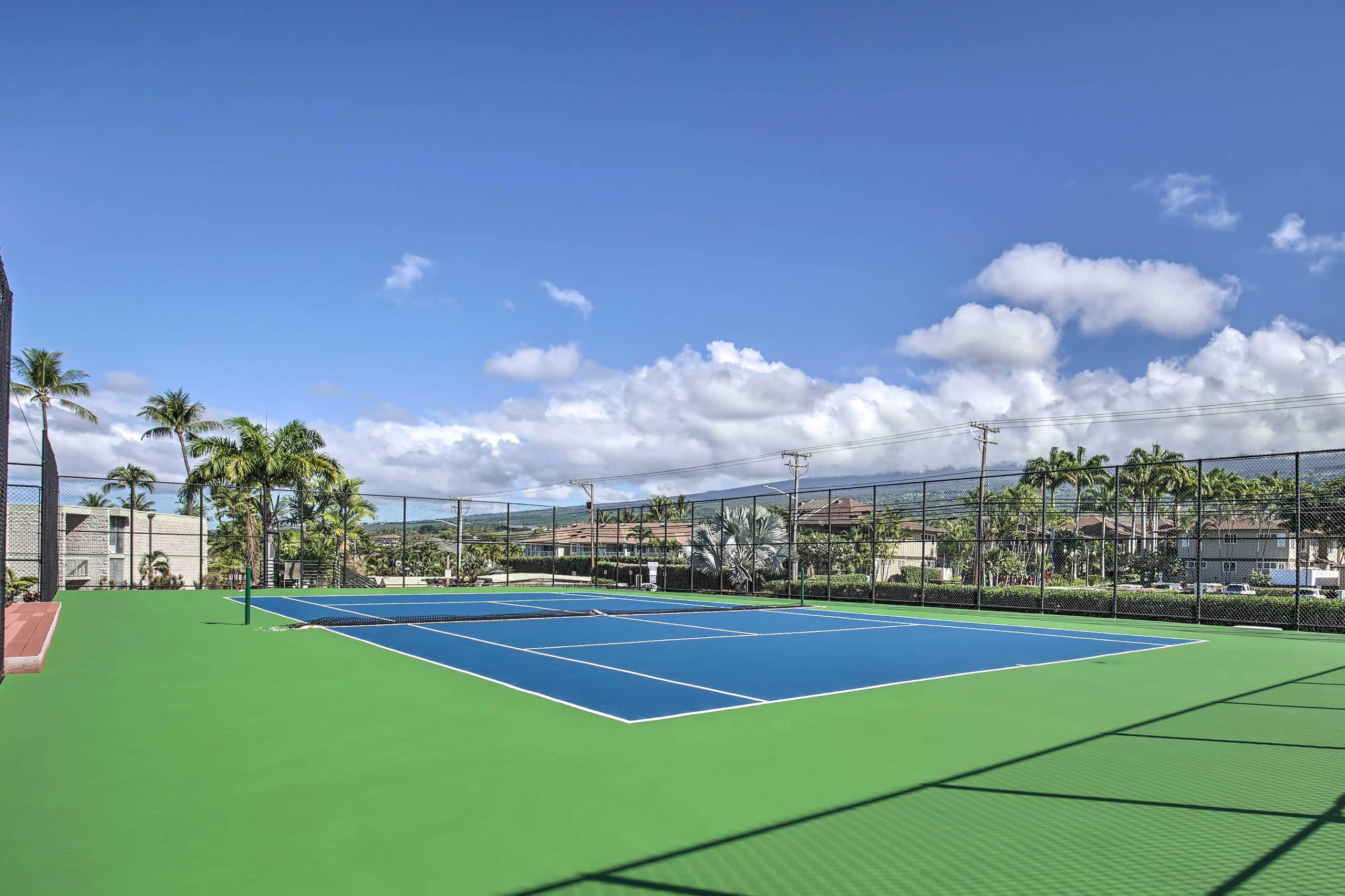 Condo in Kailua-Kona · ★4.59 · 2 bedrooms · 3 beds · 2 shared baths - Image 34