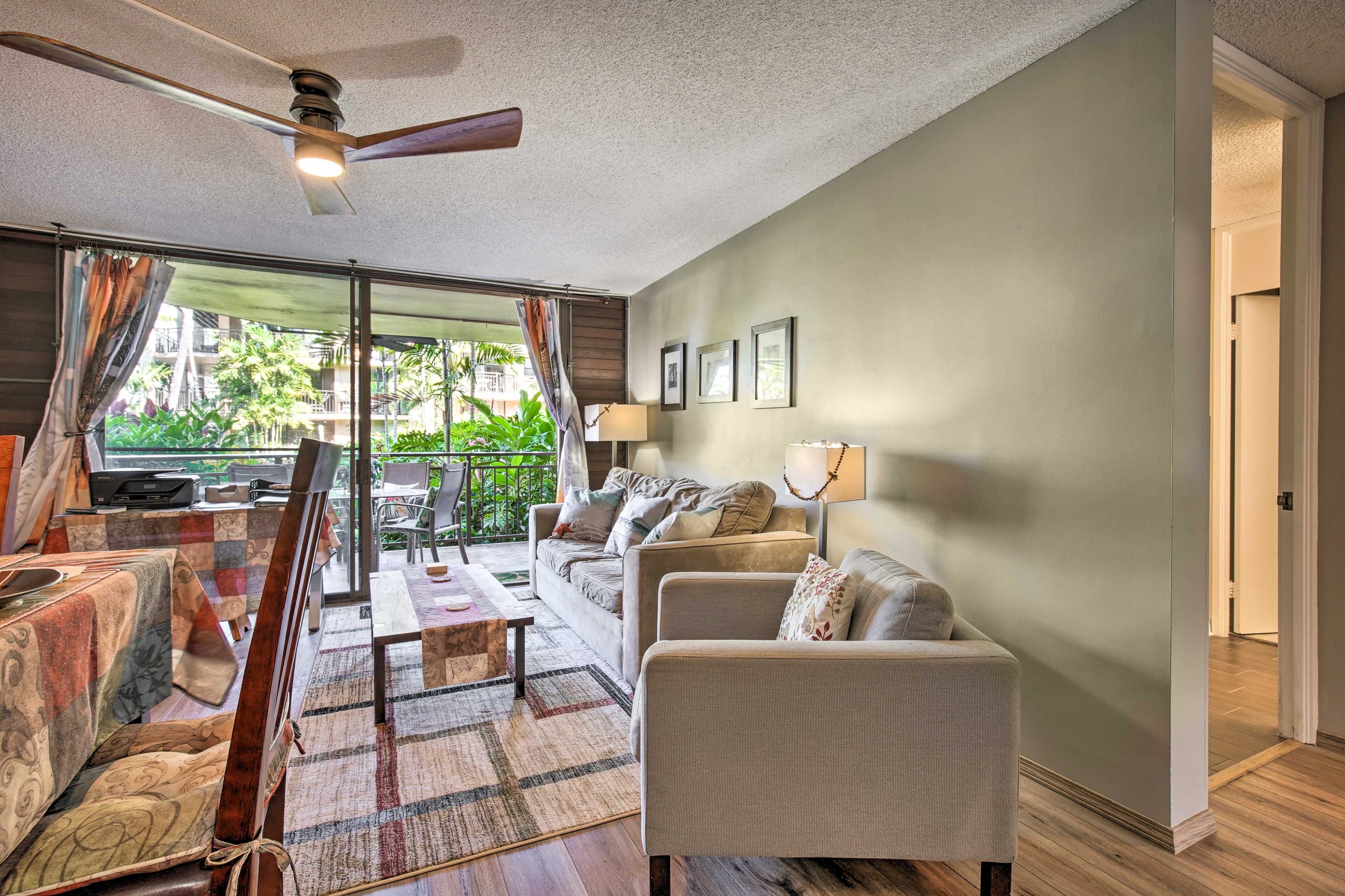 Condo in Kailua-Kona · ★4.59 · 2 bedrooms · 3 beds · 2 shared baths - Image 4