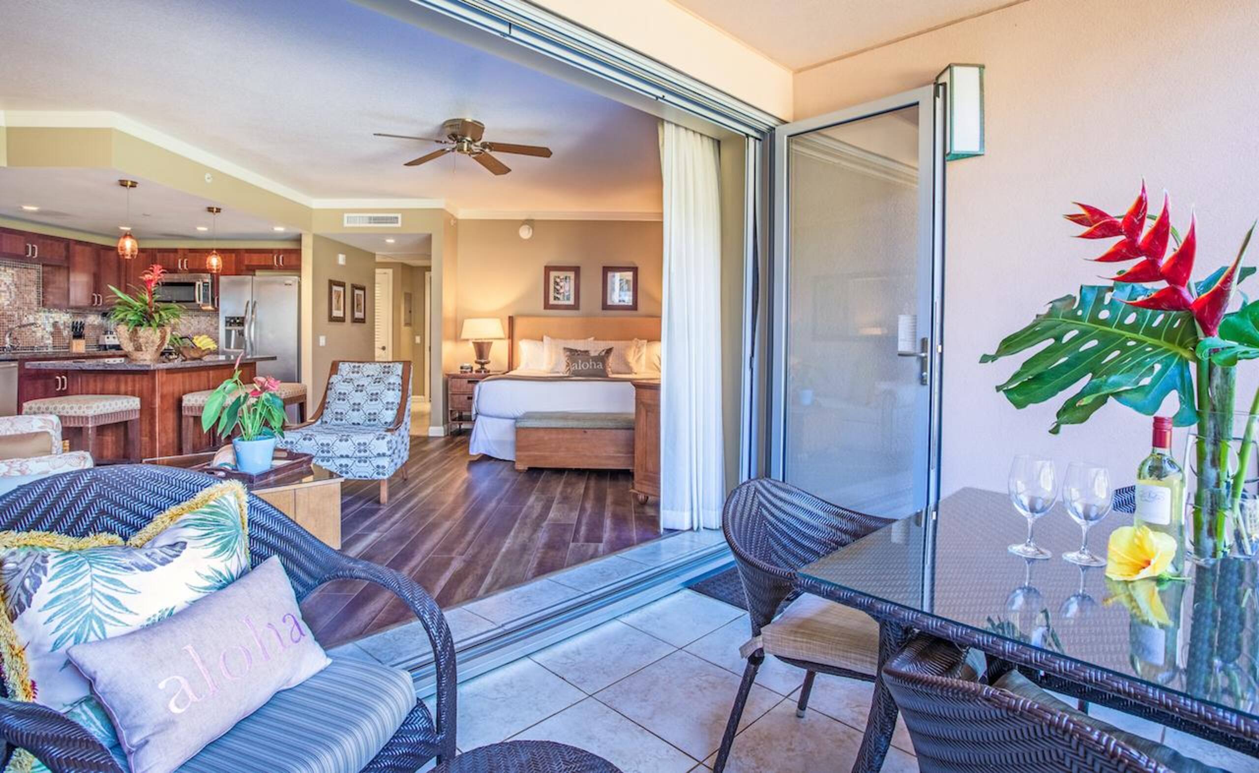 Condo in Lahaina · ★4.92 · 1 bedroom · 2 beds · 1 bath - Image 3