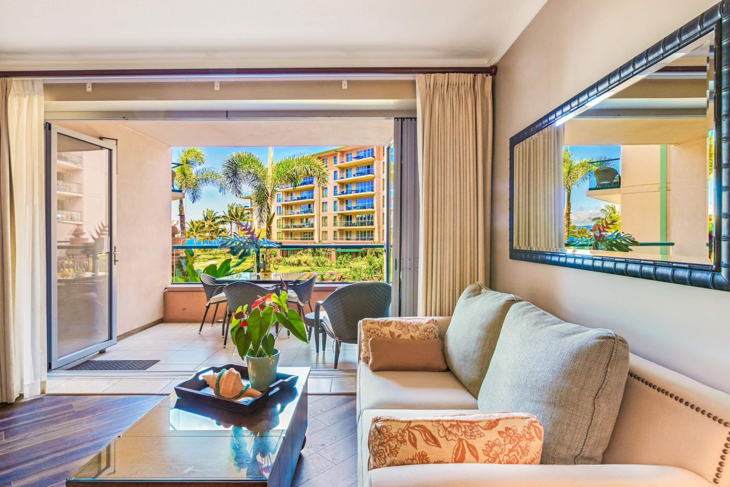 Condo in Lahaina · ★4.92 · 1 bedroom · 2 beds · 1 bath - Image 15