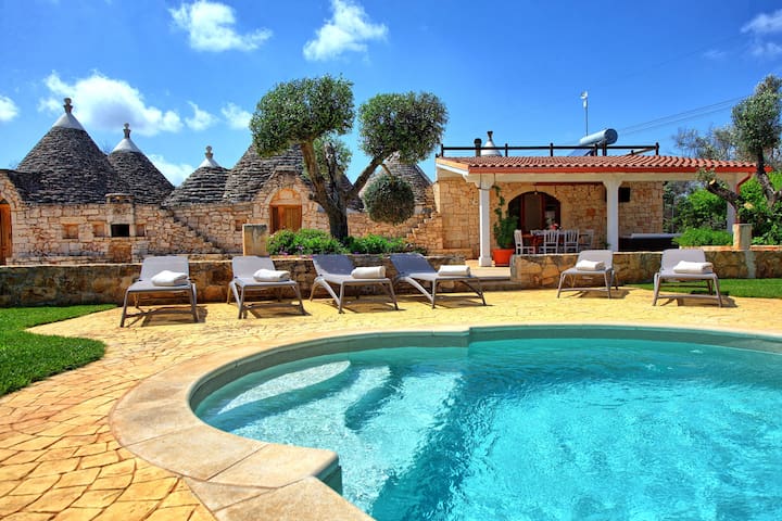 Trullo santo stefano – vacation rental with swimmi