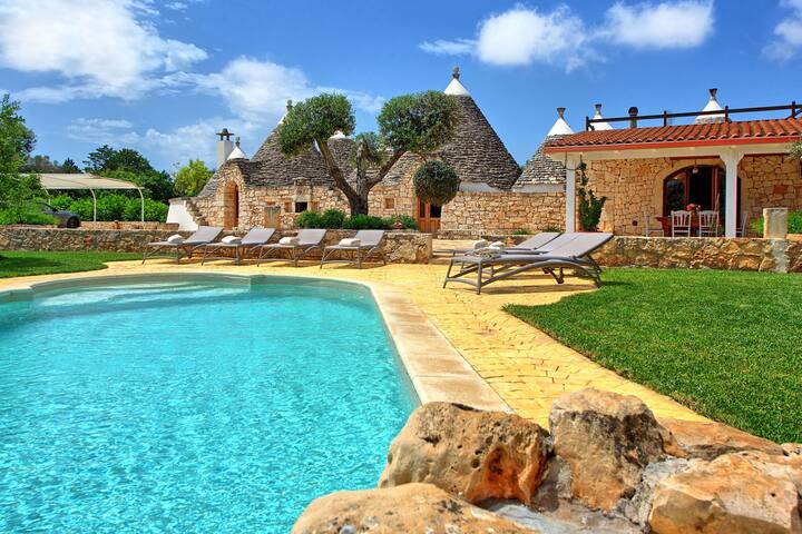 Trullo santo stefano – vacation rental with swimmi gallery image 2