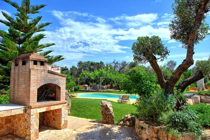 Trullo santo stefano – vacation rental with swimmi gallery image 5