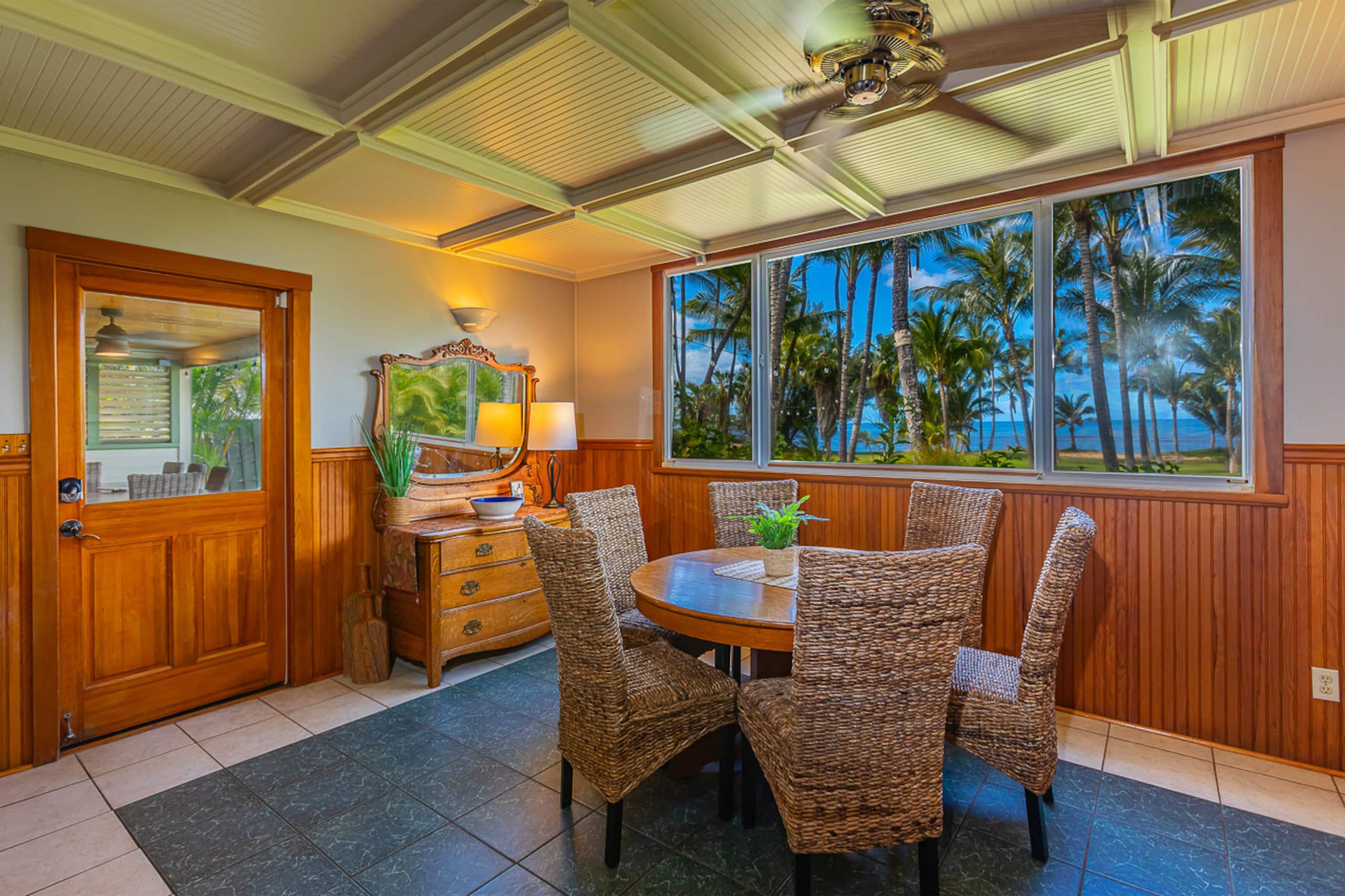 Home in Kihei · ★4.76 · 4 bedrooms · 9 beds · 3.5 baths - Image 23