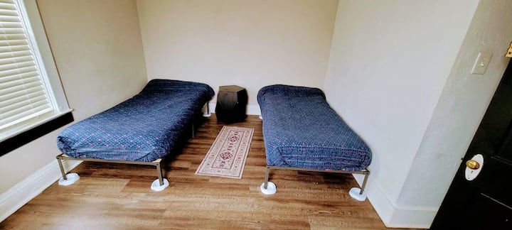 Ორადგილიანი საძინებელი