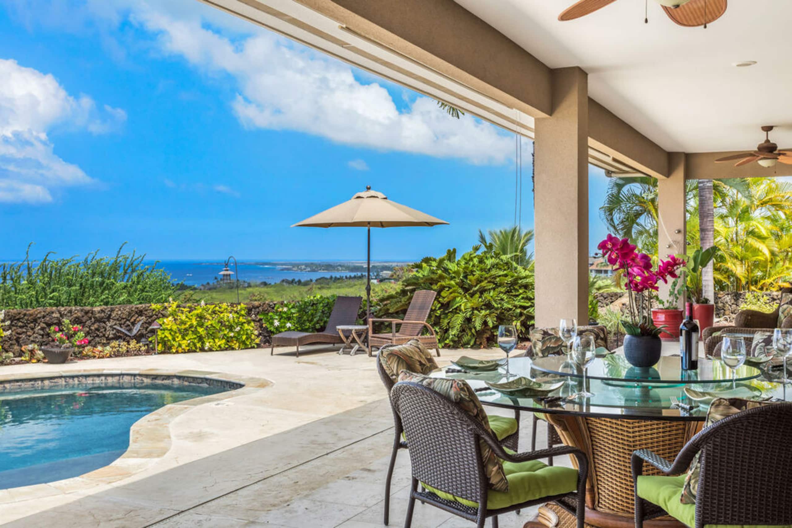 Home in Kailua-Kona · ★5.0 · 5 bedrooms · 6 beds · 4.5 baths - Image 8