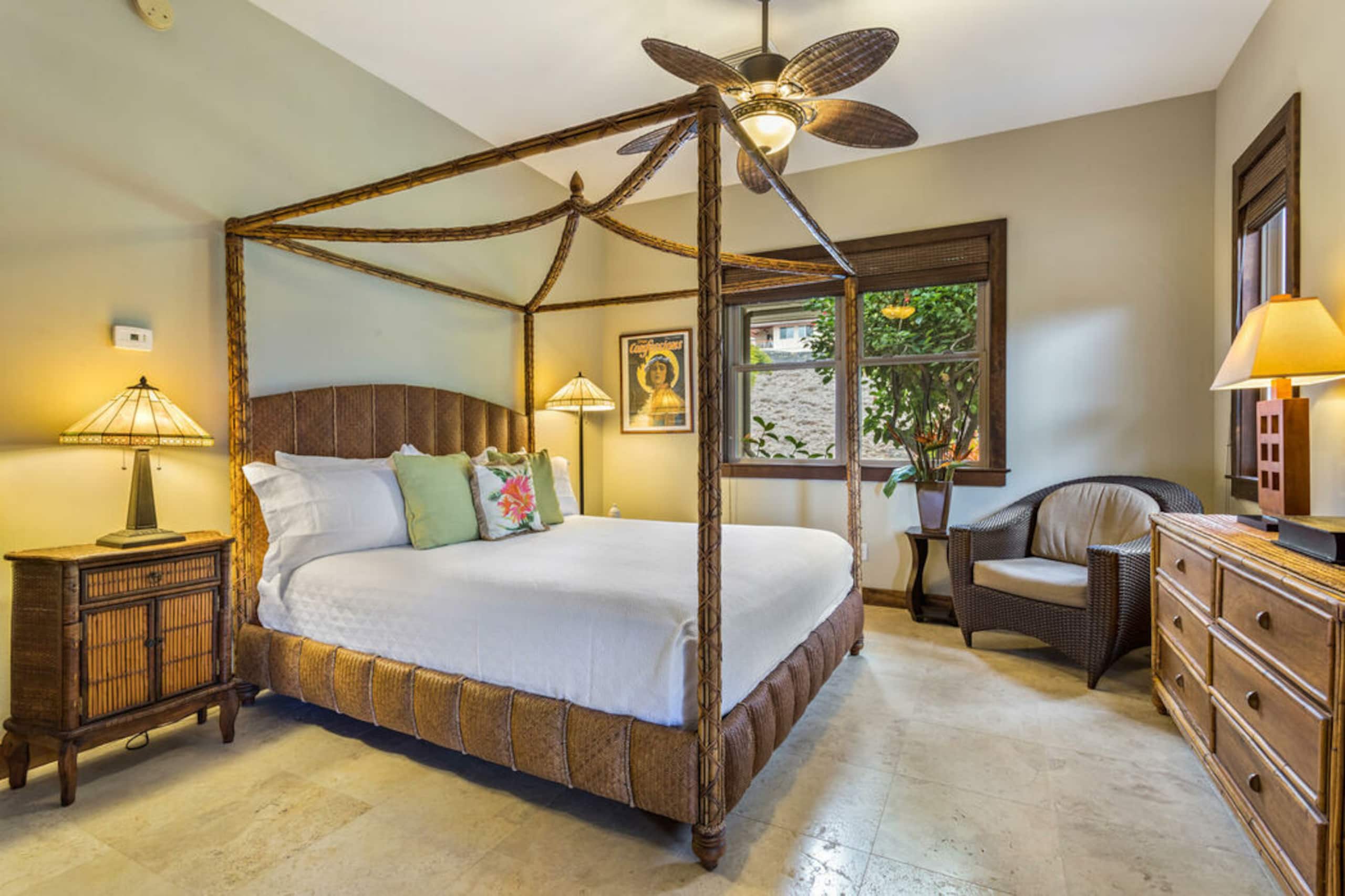 Home in Kailua-Kona · ★5.0 · 5 bedrooms · 6 beds · 4.5 baths - Image 26