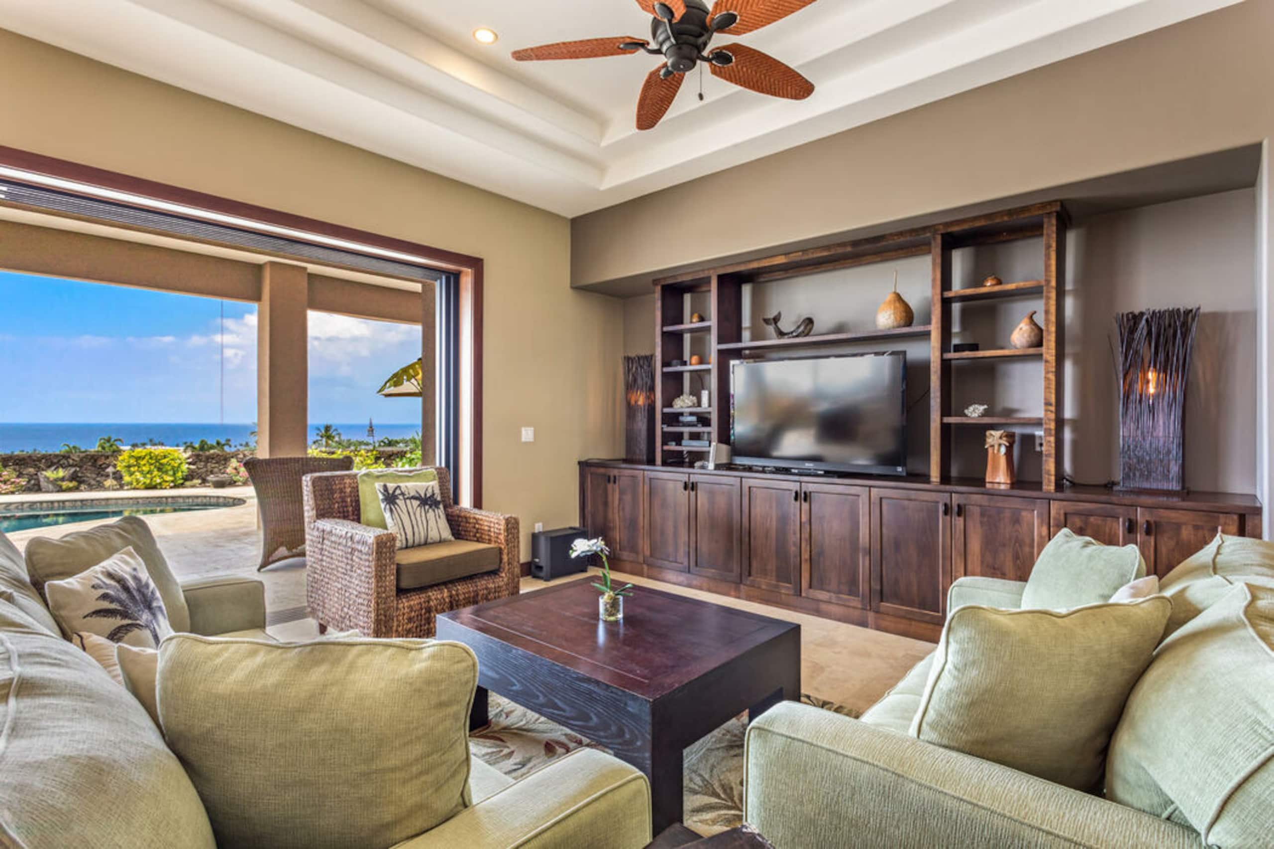 Home in Kailua-Kona · ★5.0 · 5 bedrooms · 6 beds · 4.5 baths - Image 13