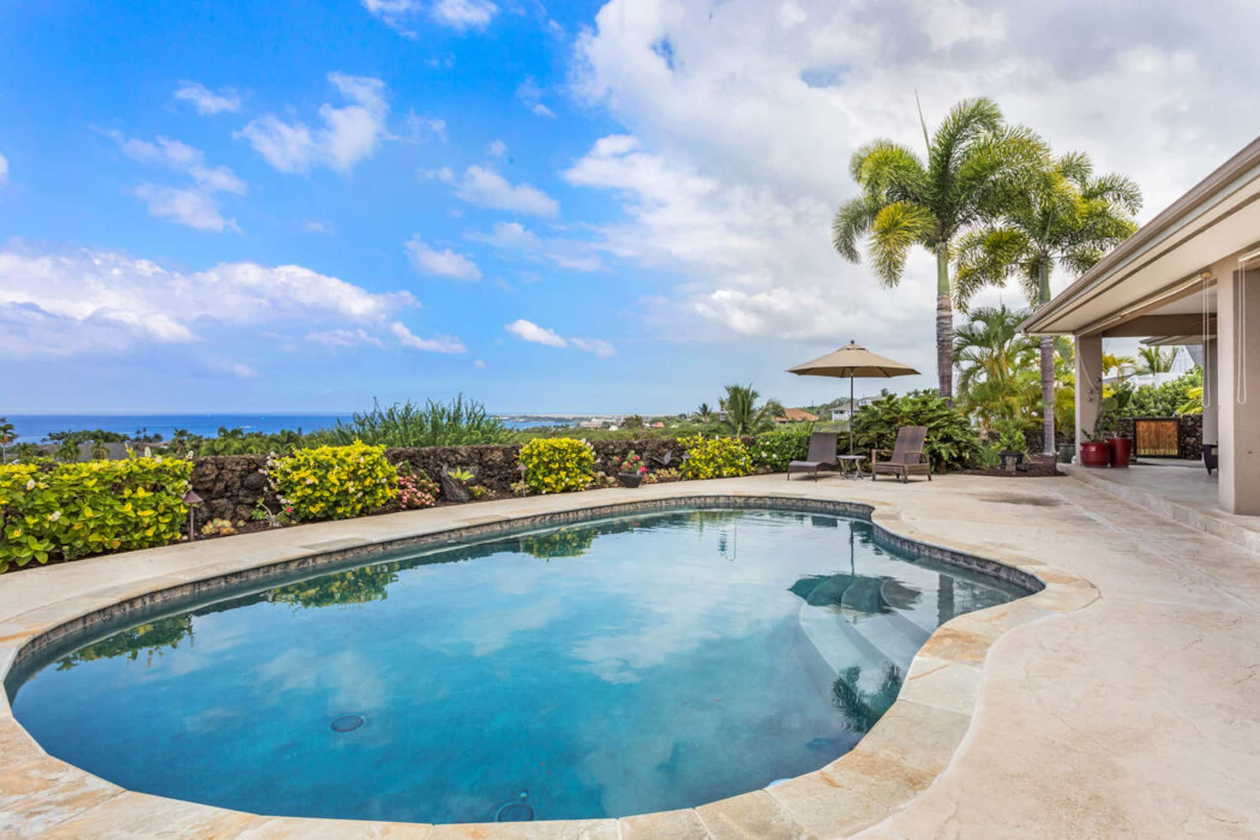 Home in Kailua-Kona · ★5.0 · 5 bedrooms · 6 beds · 4.5 baths - Image 9