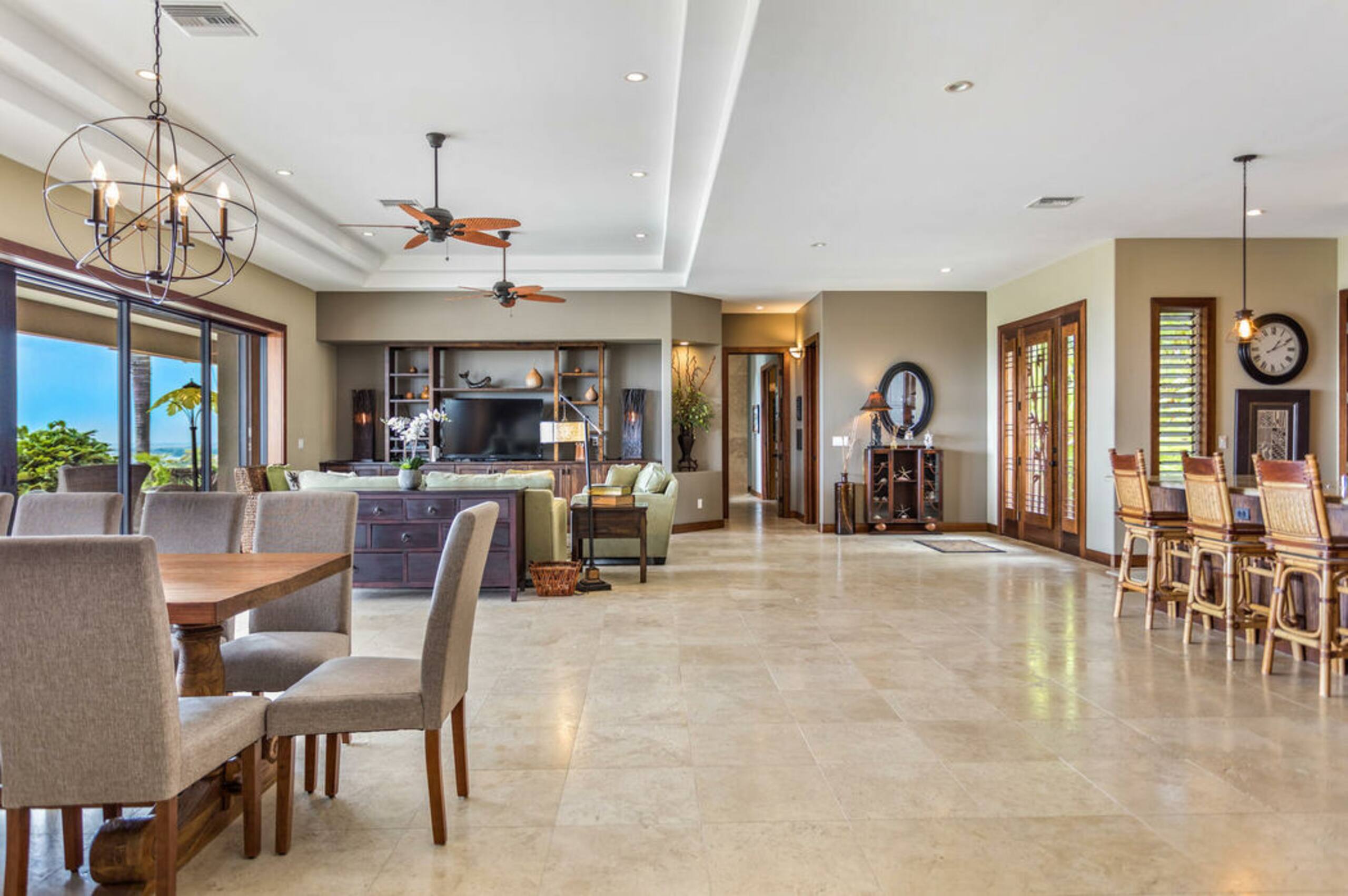 Home in Kailua-Kona · ★5.0 · 5 bedrooms · 6 beds · 4.5 baths - Image 43