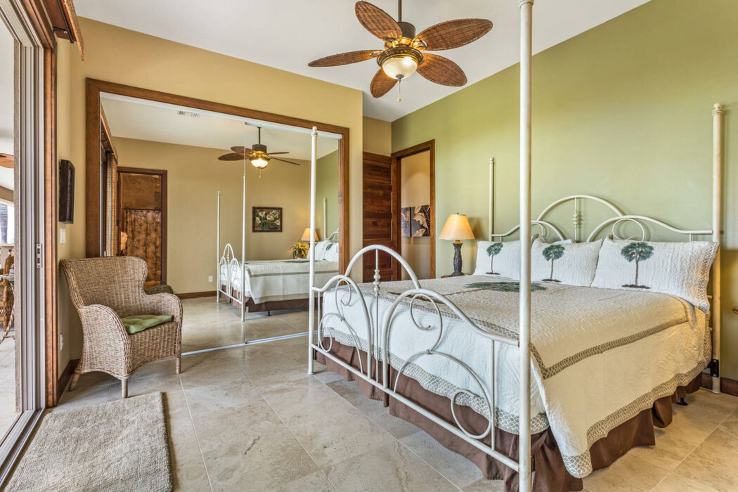 Home in Kailua-Kona · ★5.0 · 5 bedrooms · 6 beds · 4.5 baths - Image 21