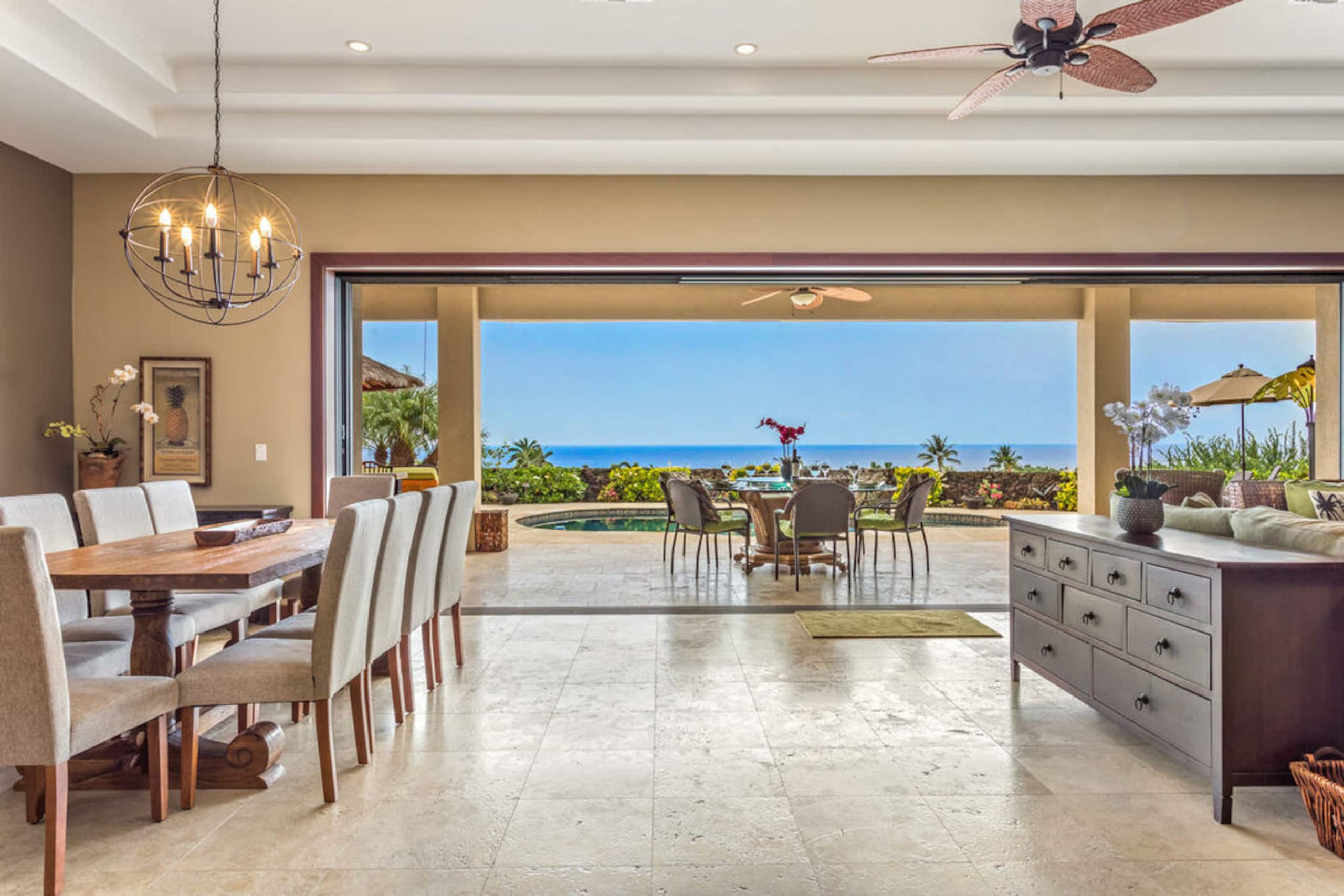 Home in Kailua-Kona · ★5.0 · 5 bedrooms · 6 beds · 4.5 baths - Image 12