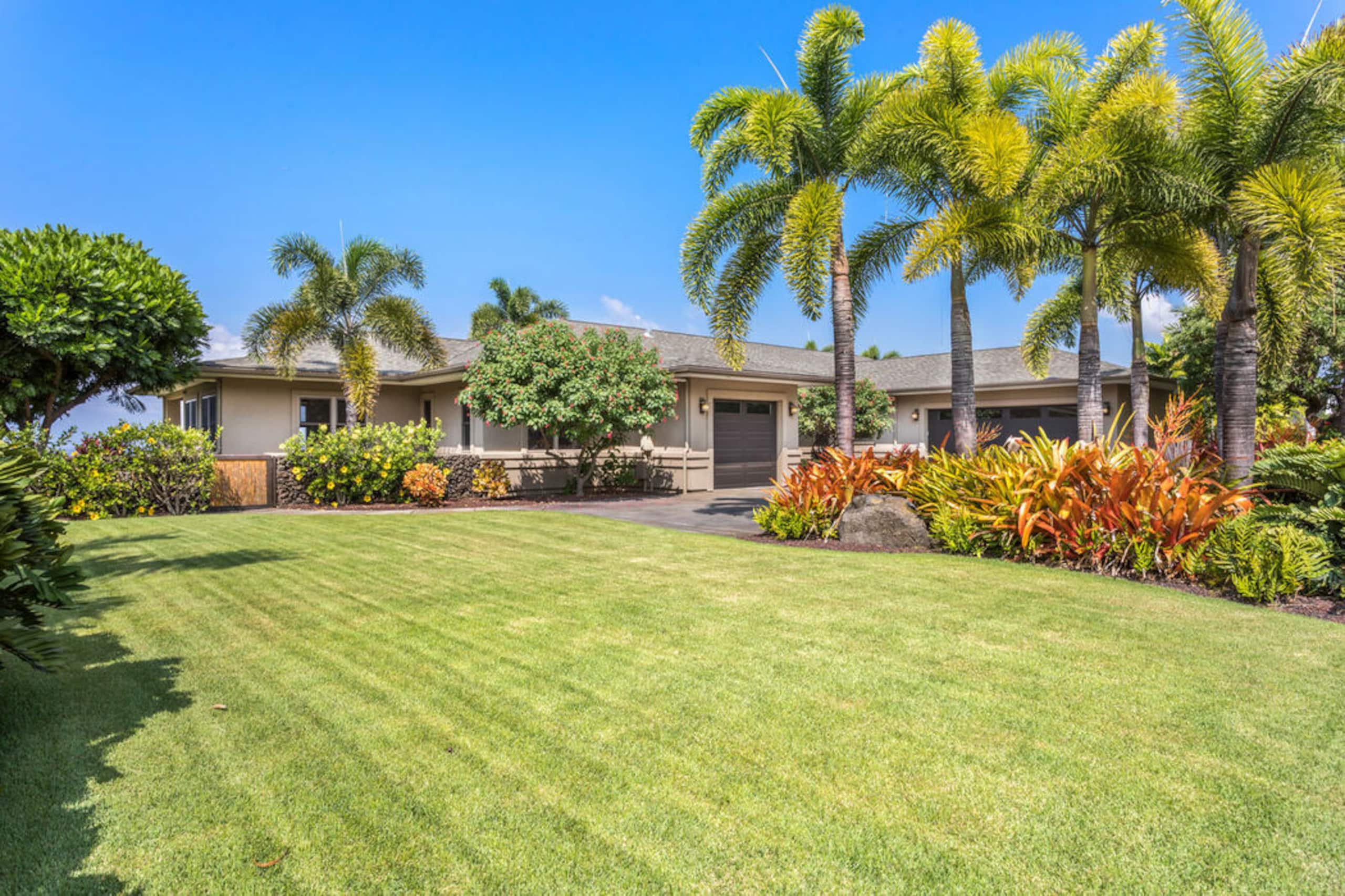 Home in Kailua-Kona · ★5.0 · 5 bedrooms · 6 beds · 4.5 baths - Image 31