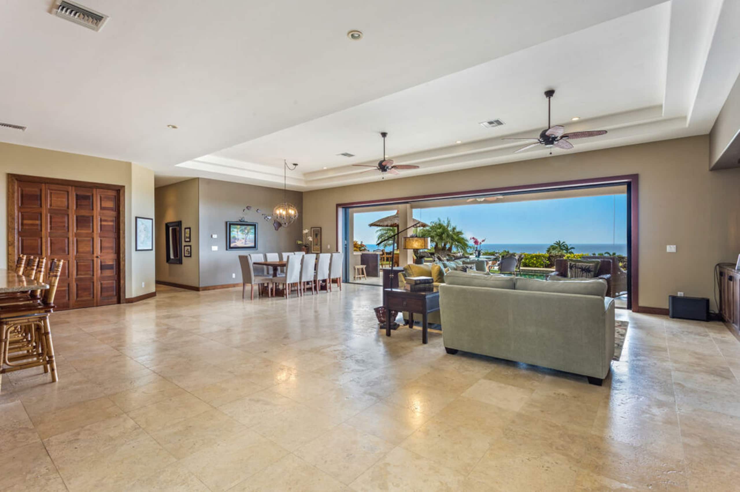 Home in Kailua-Kona · ★5.0 · 5 bedrooms · 6 beds · 4.5 baths - Image 45