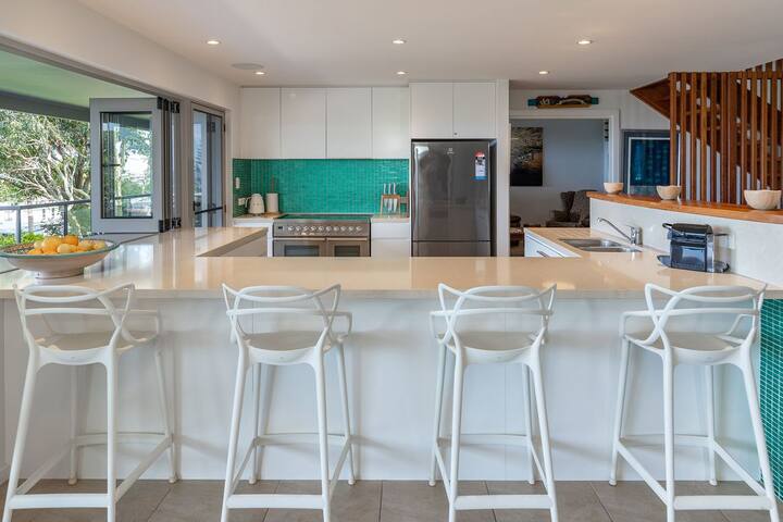 56 Becker Road gallery image 3