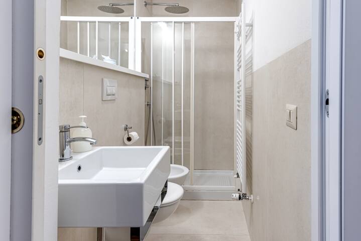 Elica – Sweet Dreams in Florence gallery image 3