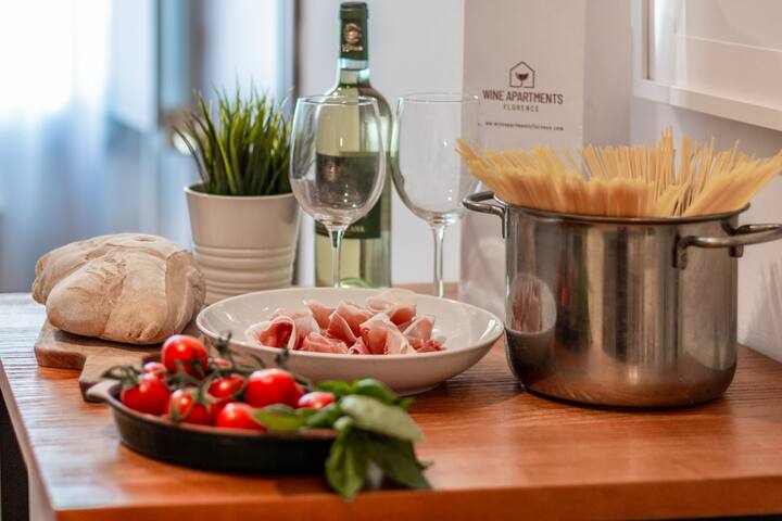 Wine Apartments Florence Ansonica gallery image 3