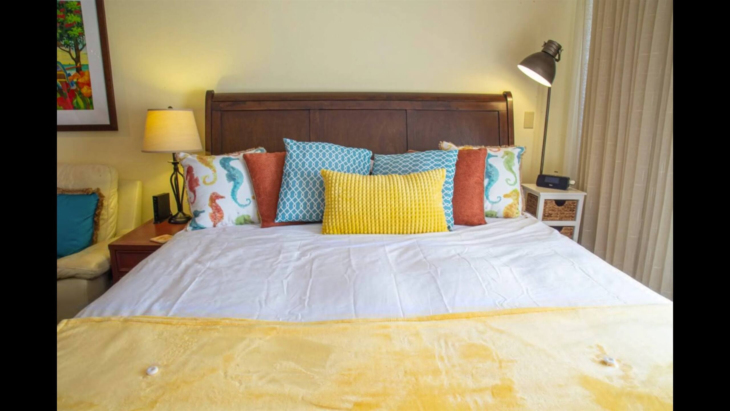 Condo in Honolulu · ★4.62 · 1 bedroom · 2 beds · 1 private bath - Image 20