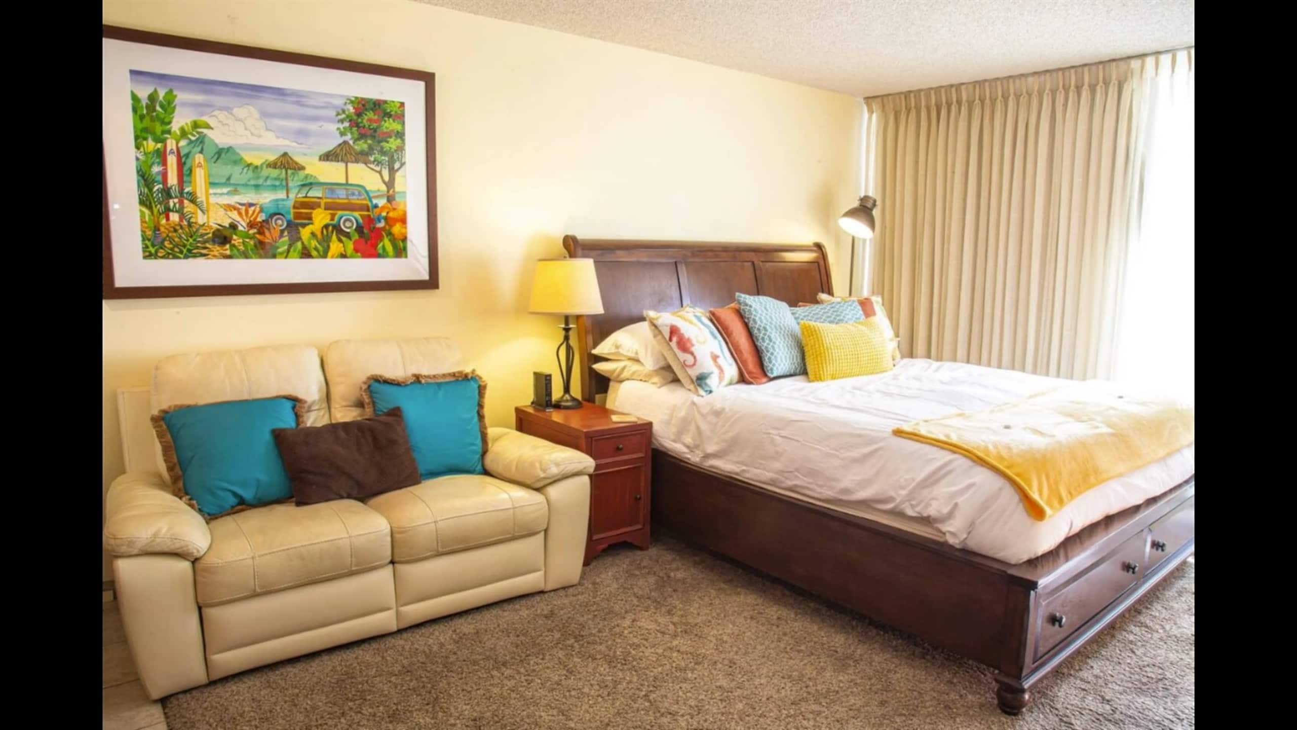 Condo in Honolulu · ★4.62 · 1 bedroom · 2 beds · 1 private bath - Image 28