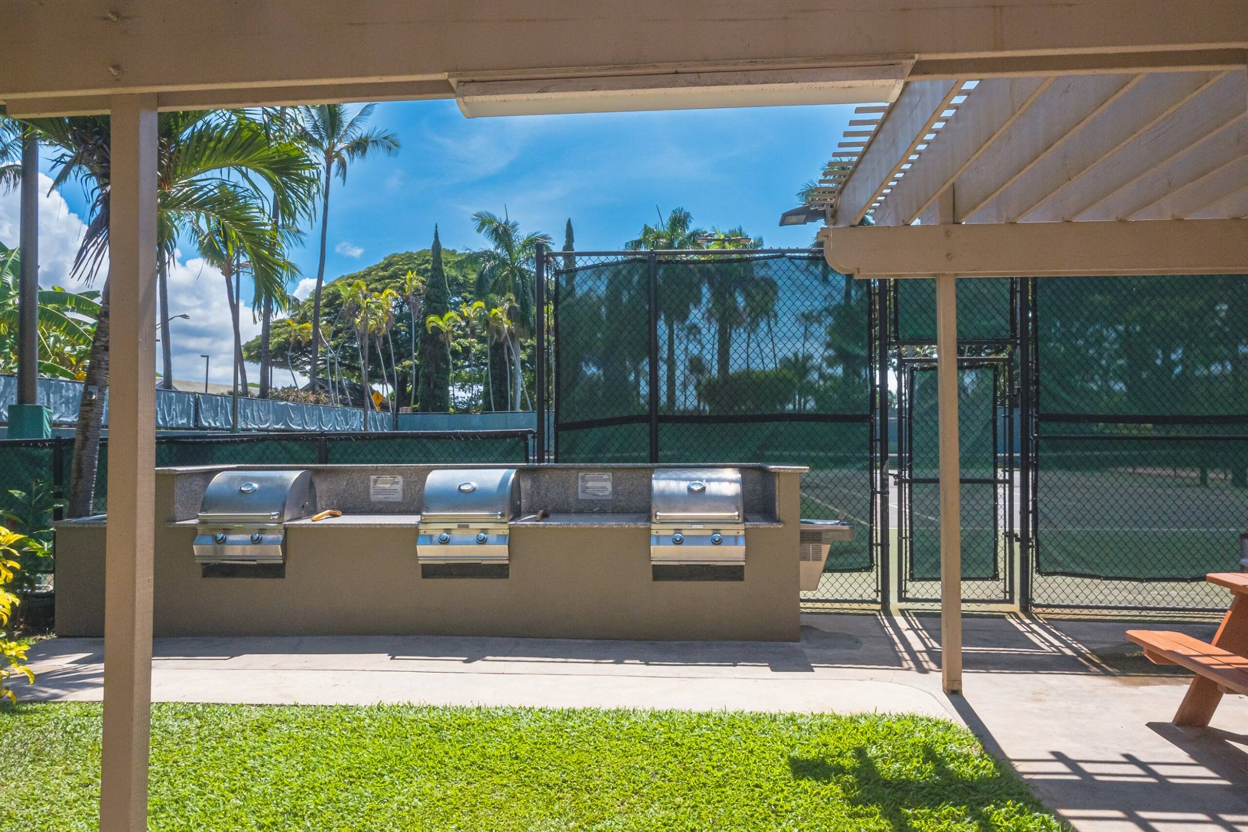 Condo in Kaanapali · ★4.8 · 1 bedroom · 2 beds · 1 bath - Image 23