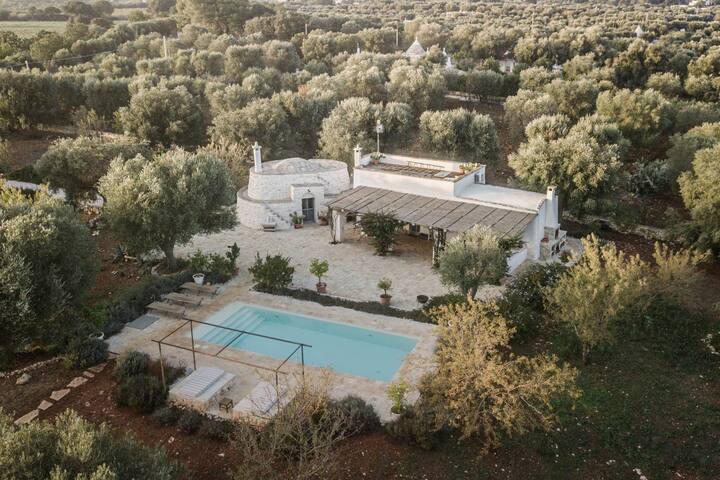 Trullo Silentio Pool & Family Relaxation in Ostuni gallery image 2