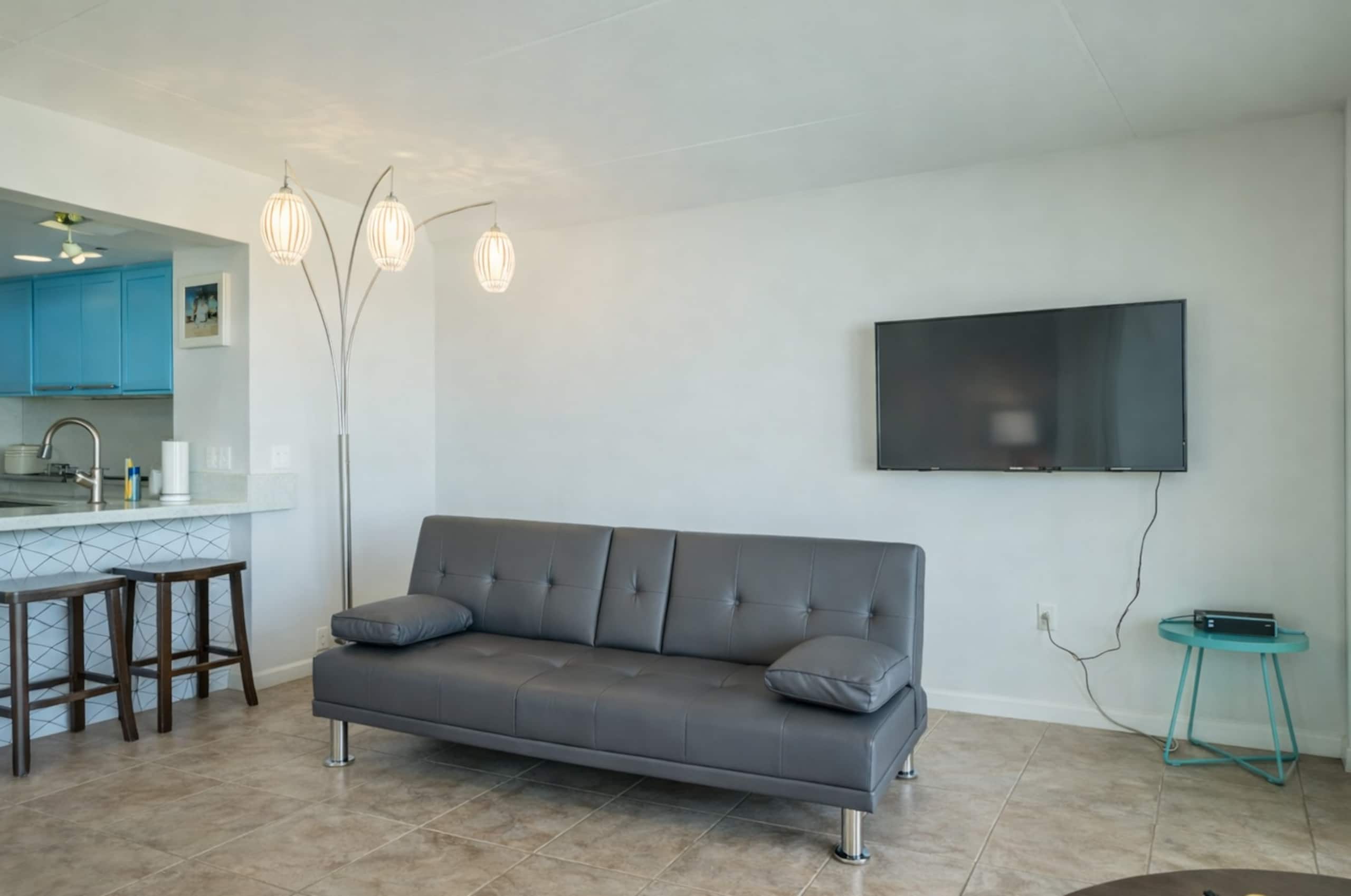 Condo in Honolulu · ★4.54 · 1 bedroom · 2 beds · 1 private bath - Image 16