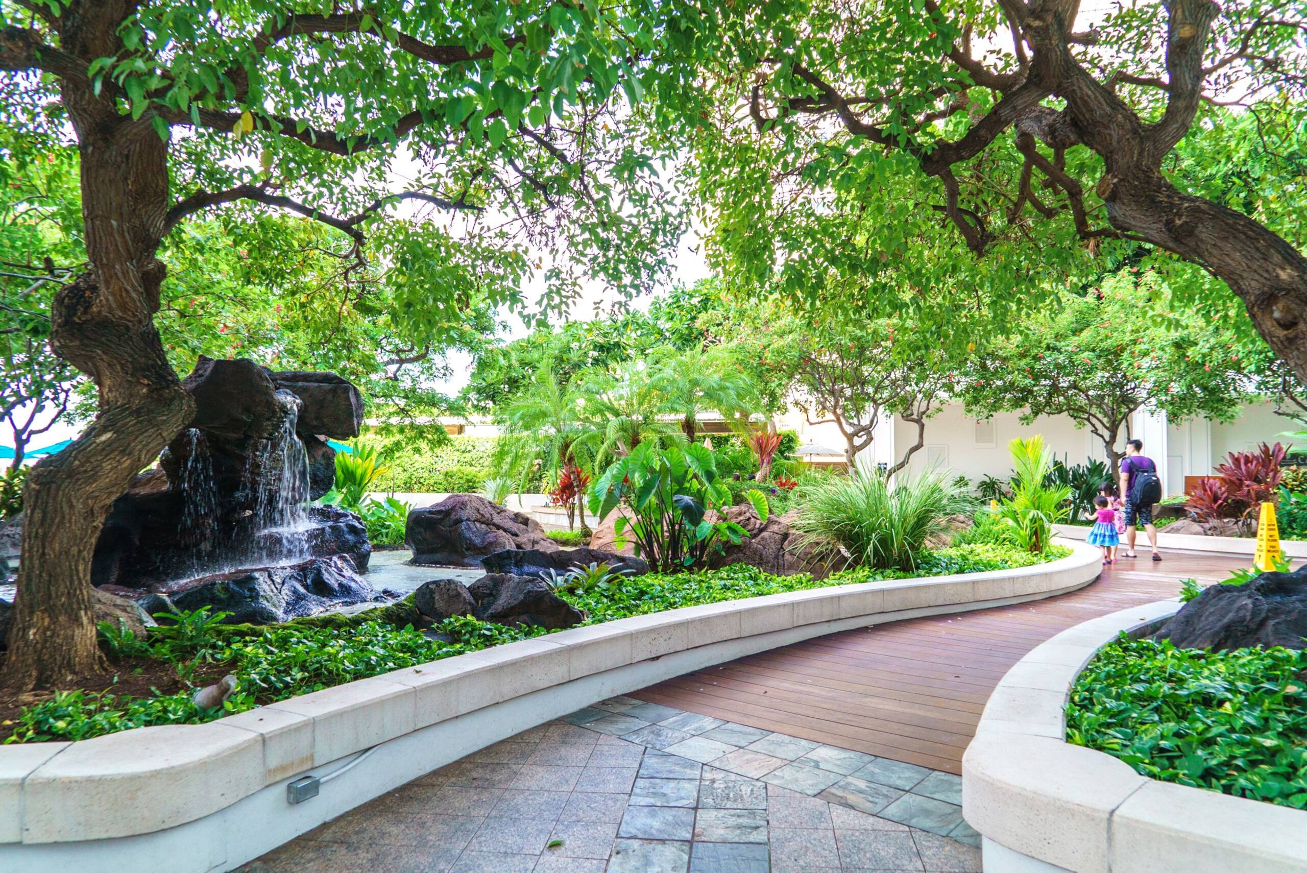 Condo in Honolulu · ★4.54 · 1 bedroom · 2 beds · 1 private bath - Image 5