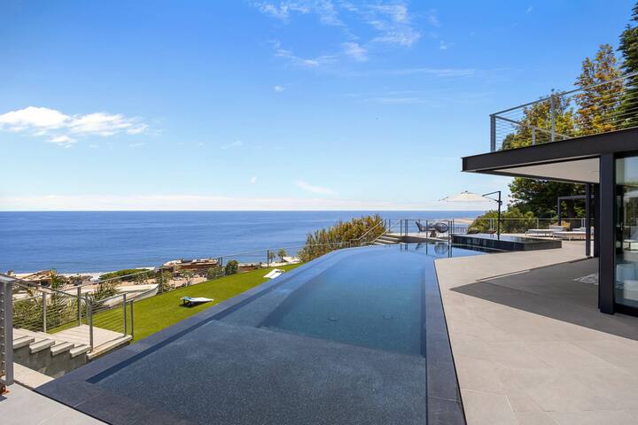 Malibu Oceana Bleu by Stay Awhile Villas gallery image 3