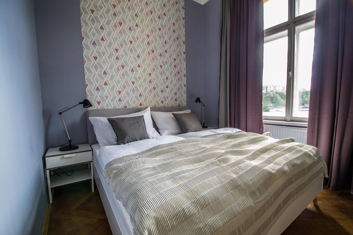 ห้องนอนที่ 3 พร้อมเตียงควีนไซส์ด้วย