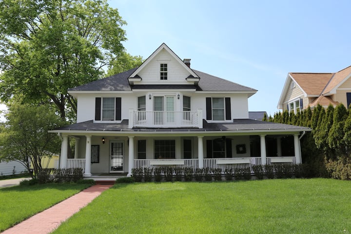 Church Street Home - 2 Blocks To Shops And Dining - Harbor Springs, MI