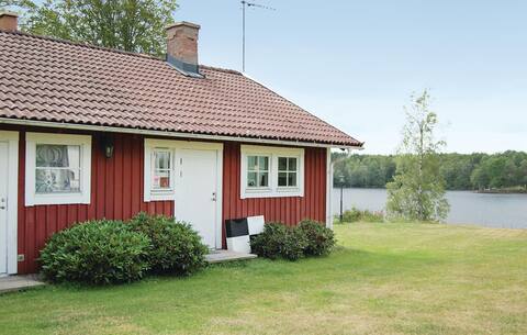 Cozy home in Karlskrona with house sea view