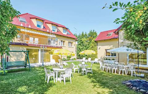 4 bedroom cozy home in Grzybowo