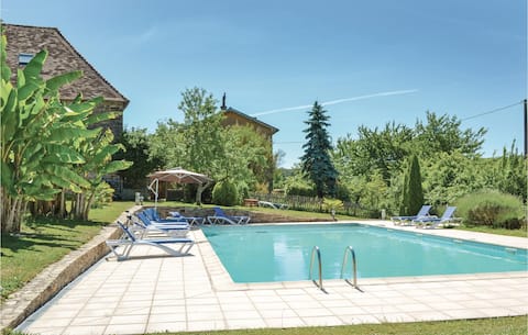 Beautiful home in Jumilhac