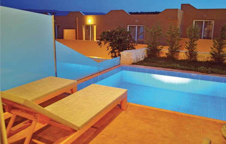 Beautiful home in Rethymno Crete gallery image 5