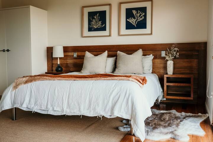 Hearns Beachside Villa 8 gallery image 5