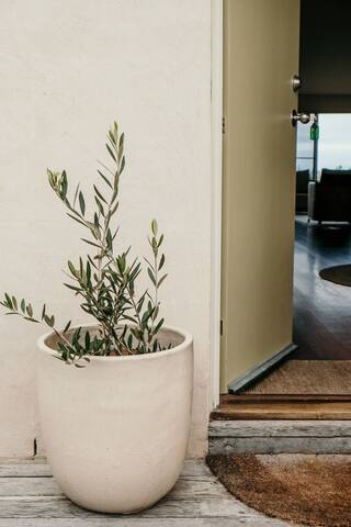 Hearns Beachside Villa 9 gallery image 4