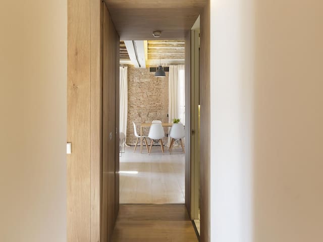 Beautiful Three Bedroom Apartment