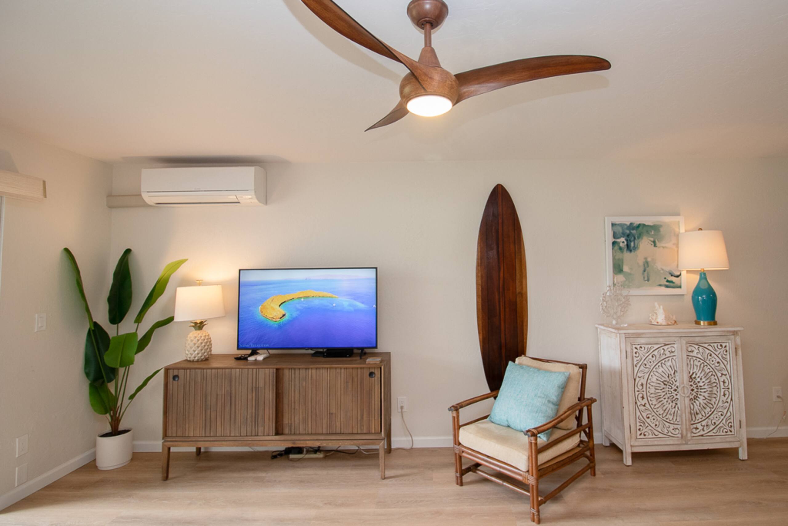 Condo in Kihei · ★4.0 · 1 bedroom · 2 beds · No bathroom - Image 14